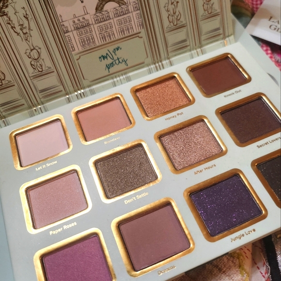 Too faced Le Petit Tresor in Paris nwt - Picture 4 of 9